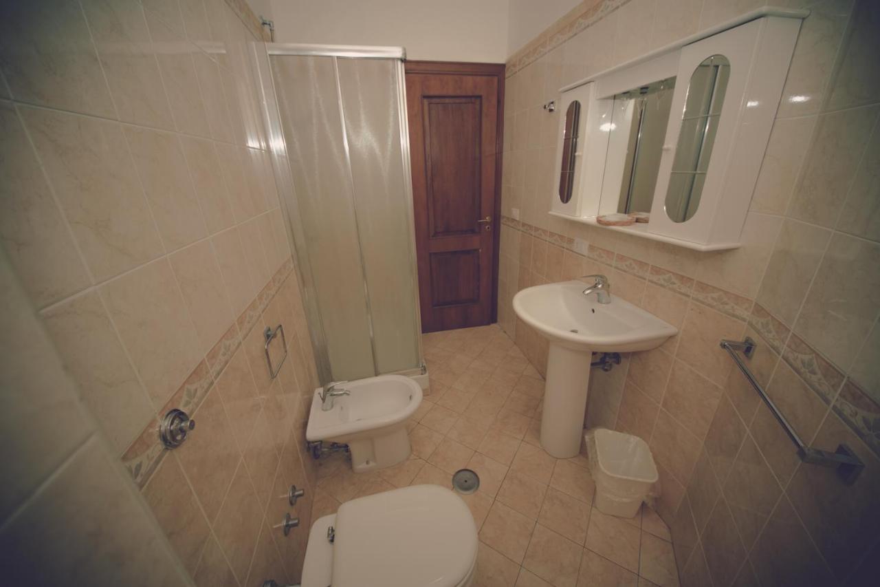 קטנזארו Cassiodoro Rooms Affittacamere מראה חיצוני תמונה
