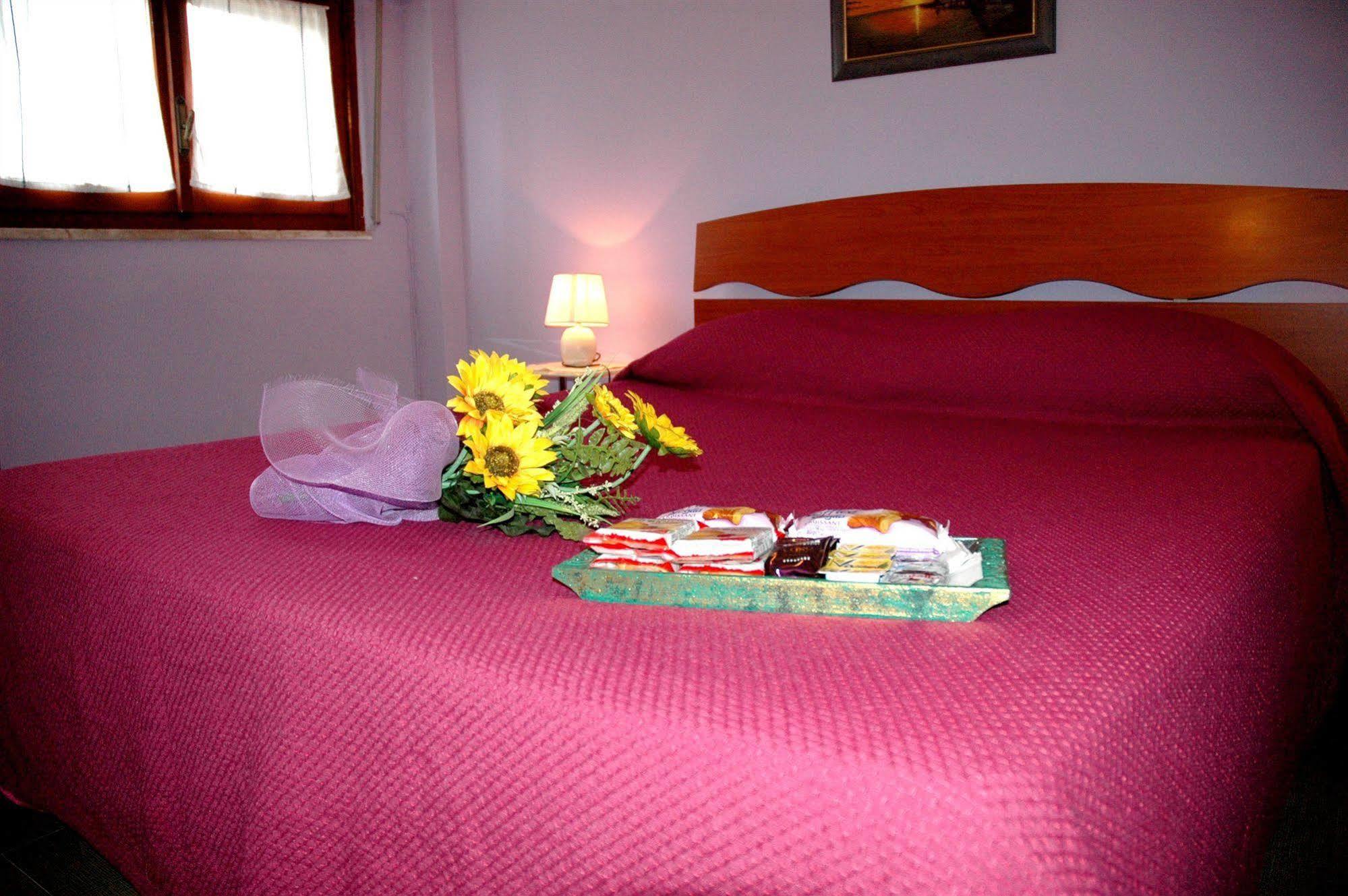 קטנזארו Cassiodoro Rooms Affittacamere מראה חיצוני תמונה